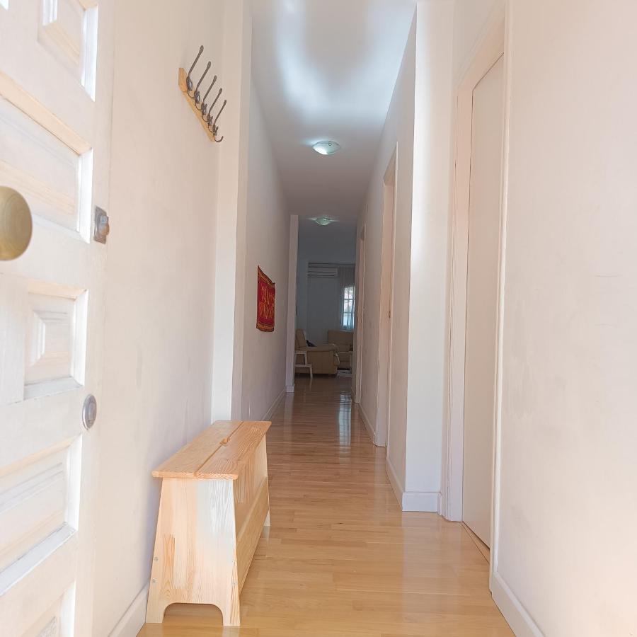 Bolivia Beach Apartments Малага Екстериор снимка