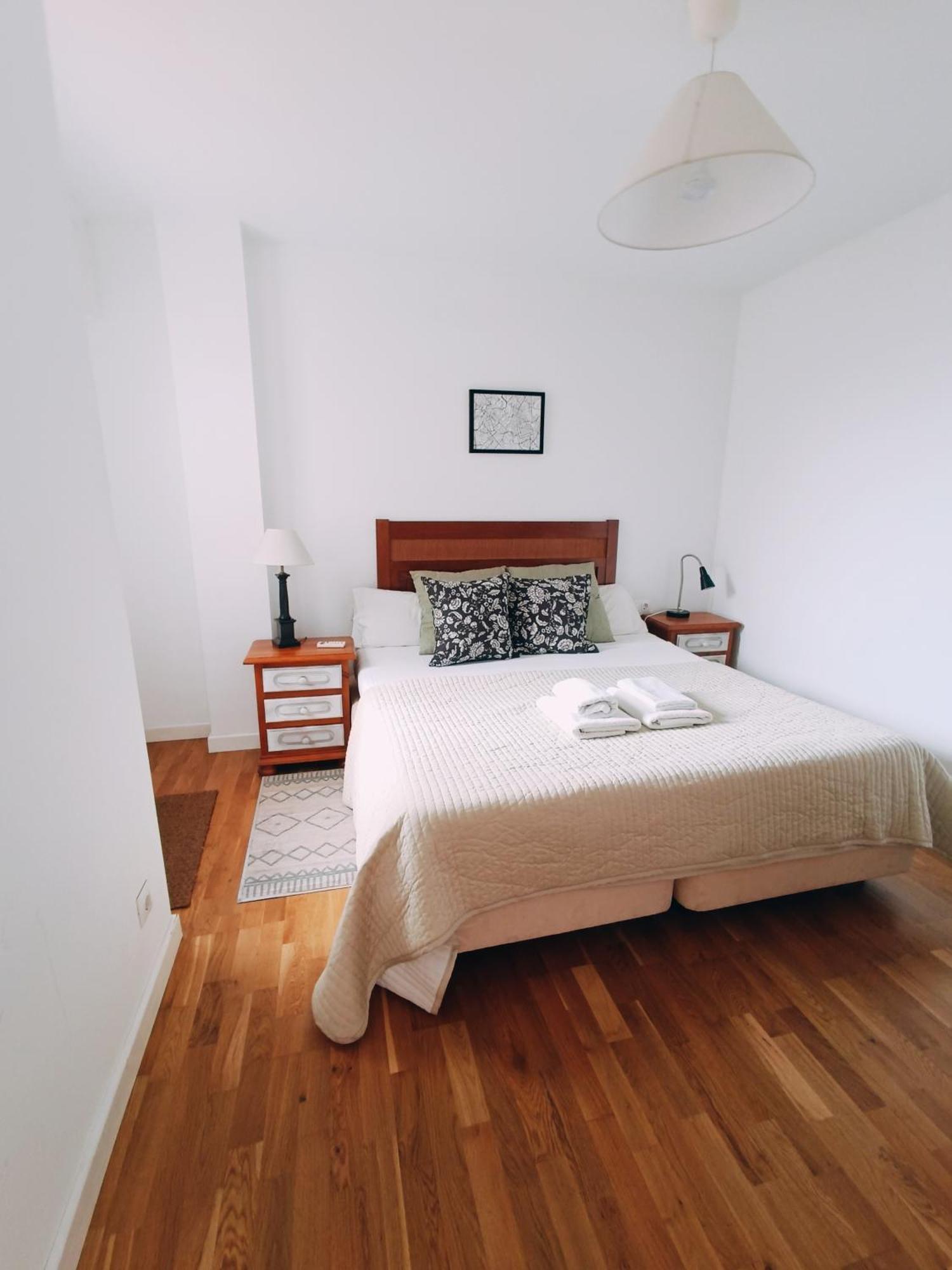 Bolivia Beach Apartments Малага Екстериор снимка
