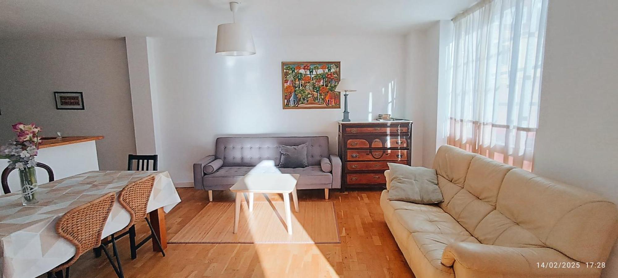 Bolivia Beach Apartments Малага Екстериор снимка